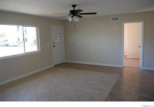 3rd image of 1404 Flores St