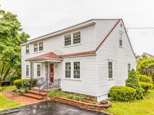 37 So Bowdoin St, Lawrence, MA 01843