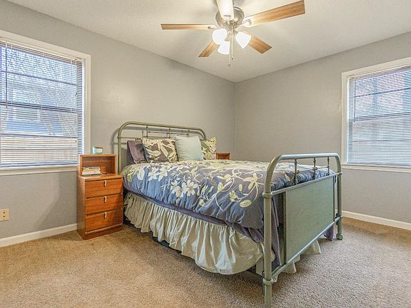 4th image of 6052 Bluesprings Ave