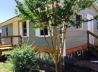 909 Hackberry St, Blanco, TX 78606