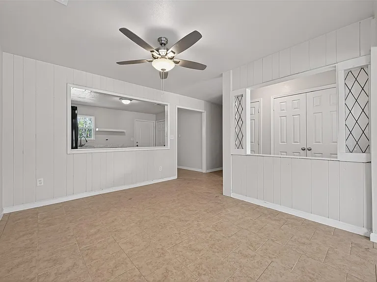 140 Marie St — Photo 16