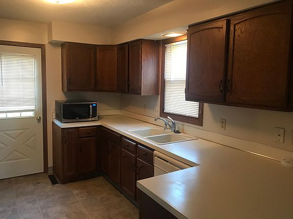 3rd image of 1620 S 21st St
