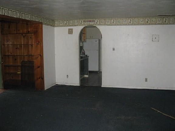 3rd image of 1651 Johnson Ave