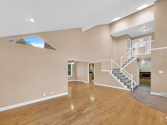 5th image of 9231 S Stone Ridge Cir
