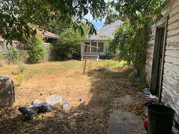 5th image of 3035 Alaska Ave