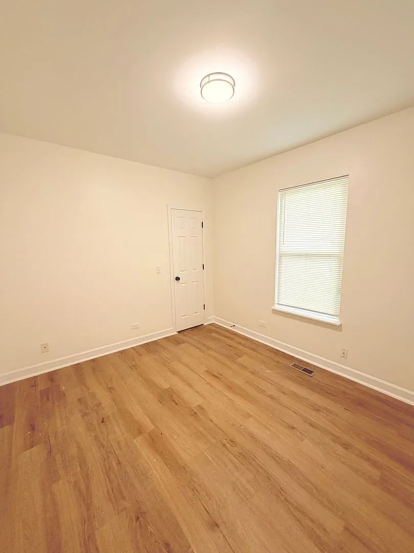 Newly Rehabbed 3-Bedroom Home $2,000/Month! — Photo 4