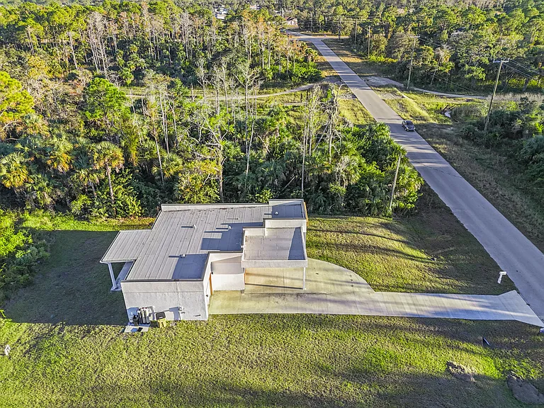 622 Windermere Dr — Photo 25