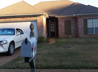 2002 Rolling Hill Dr, Brandon, MS 39042