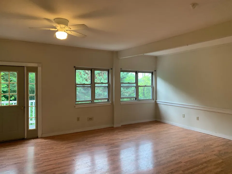 416 Old Montague Rd