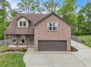 270 Harper Rd, Clarksville, TN 37043