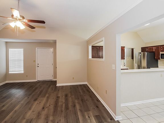 3rd image of 5454 Alexandria Ln