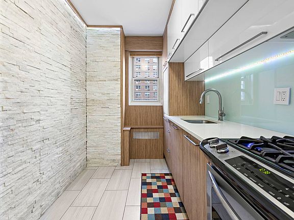3rd image of 2944 W 5th St Floor 14-14G-14G