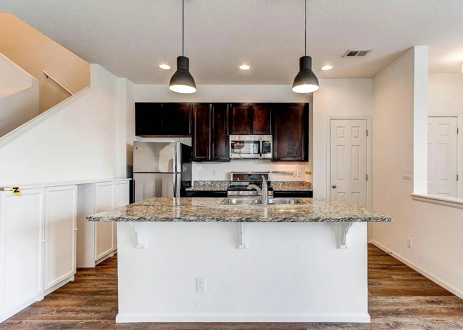 8381 East 33rd Avenue — Photo 4