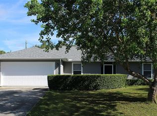 740 18th St SW, Vero Beach, FL 32962