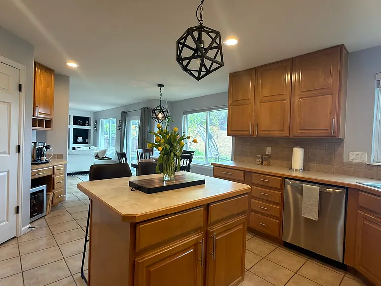 5811 Auburn Dr — Photo 5