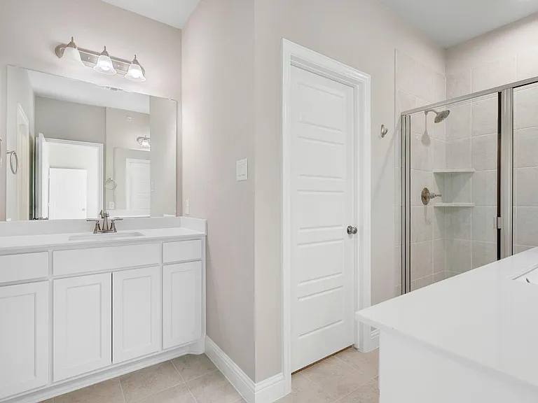 2041 Layla Dr — Photo 12