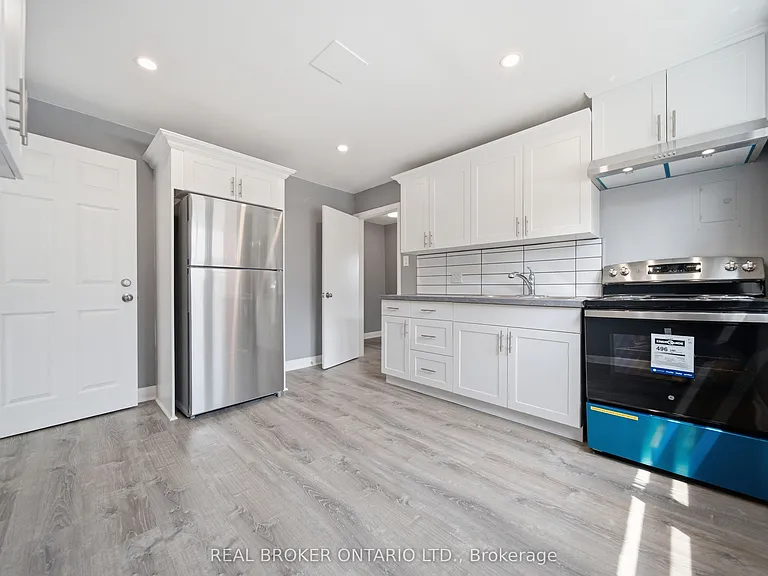 293 Highland Rd E #B — Photo 11
