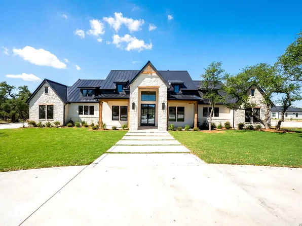 34793 High Gate Rd, Bulverde, TX 78163