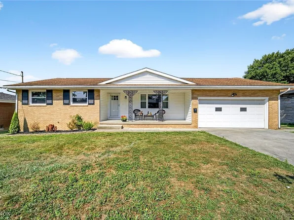 14 Homestead Pl, Campbell, OH 44405