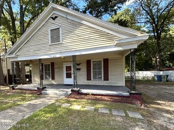 411 Raleigh Road Parkway N, Wilson, NC 27893