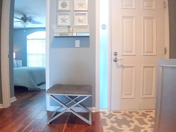 Foyer_02252021