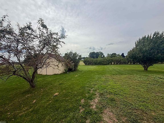 5th image of 5018 S Vernon Rd