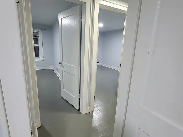 2208 Barrymore Ave — Photo 37
