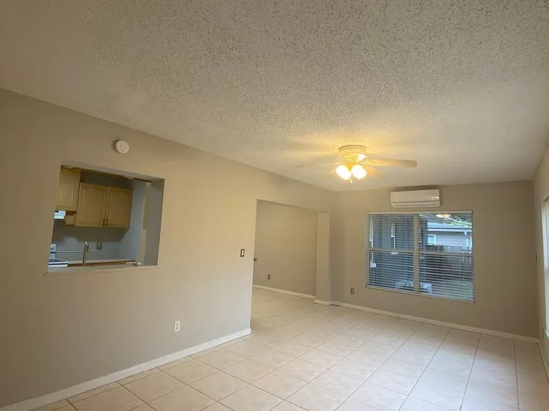 1421 Ridgecrest Rd — Photo 8