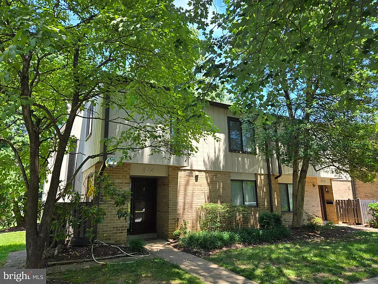 1808 Ivy Oak Sq #44 — Photo 1