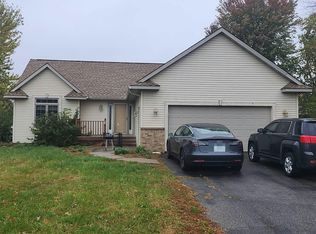 804 S 6th St, Le Sueur, MN 56058