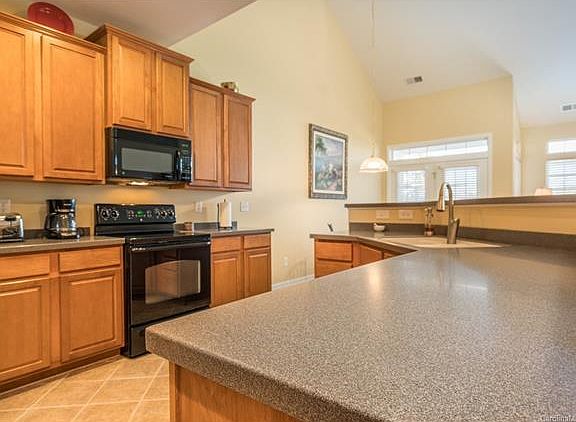 5th image of 9719 Sunset Grove Dr