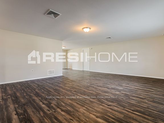 4th image of 545 Purdy St