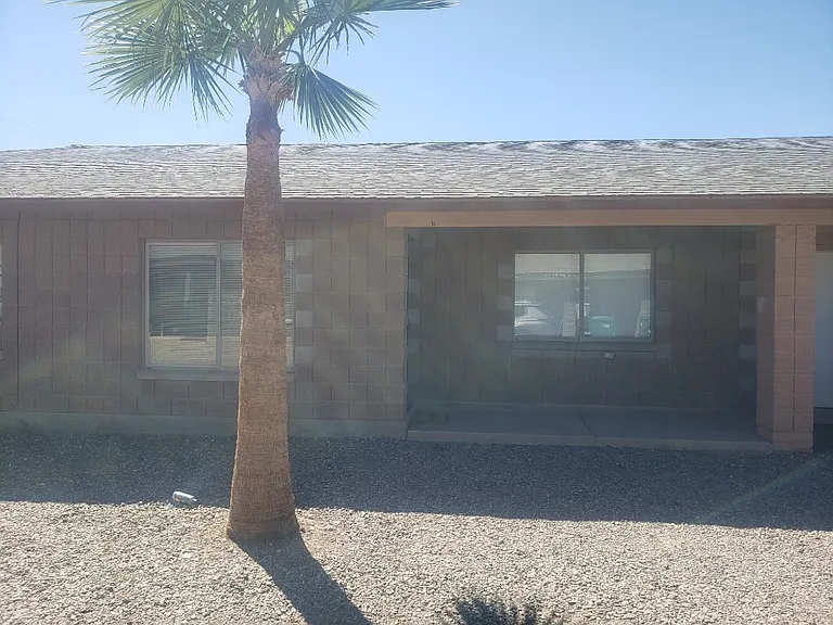 403 N Sunshine Blvd #C — Photo 7
