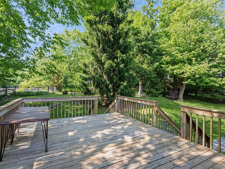 9 Marlene Ct — Photo 25