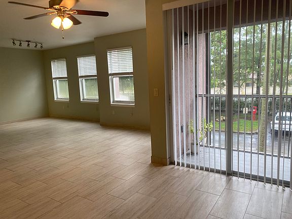 2nd image of 6920 W Sample Rd #6920