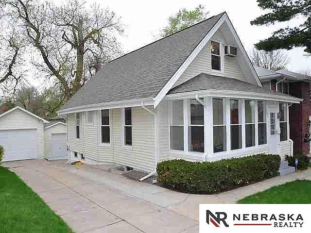 1st image of 632 N 47th St
