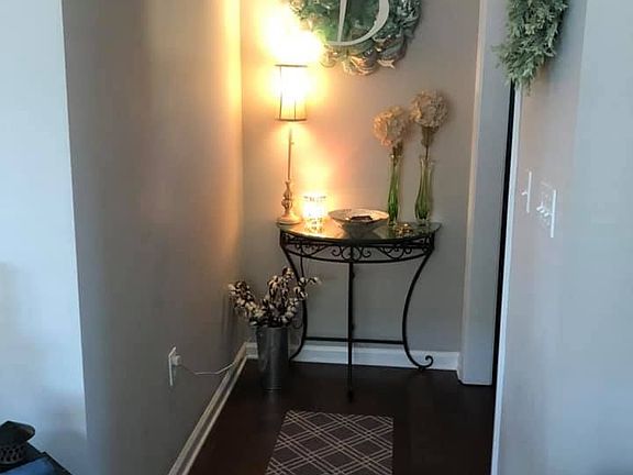 5th image of 213 Jasmine Cir