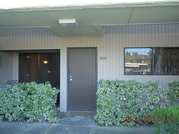 3rd image of 2812 N Auburn Ct #103
