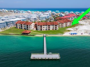 7453 Sunset Harbor Dr APT 2-107, Navarre, FL 32566