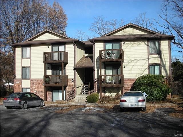 1st image of 1015 Adworth Dr APT C