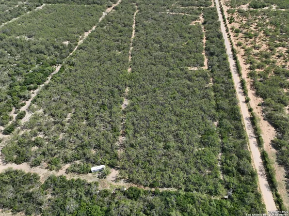 0 FM 1019, Big Wells, TX 78830