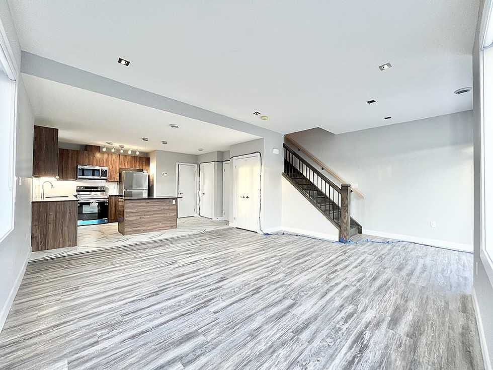 307 Fanshawe Park Rd E 48,