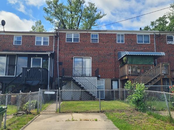 653 Charraway Rd, Baltimore, MD 21229