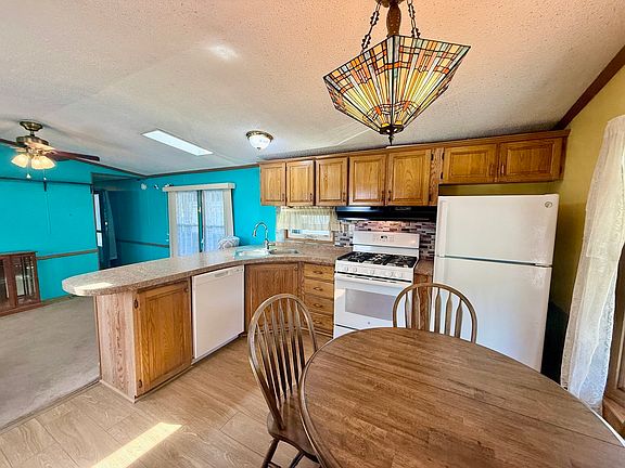 4th image of 47 Washington St #56