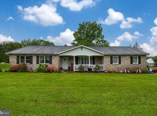 2685 Primrose Ln, York, PA 17404