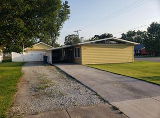 502 Coral Dr, Dyer, IN 46311