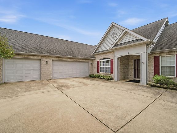 3rd image of 3447 Ferdinand Ct