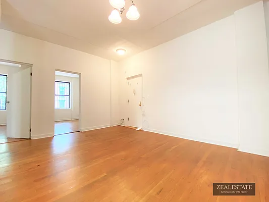 Rented by ZealEstate Group Inc | media 10