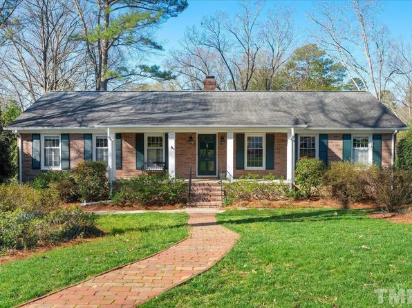 605 Emory Dr, Chapel Hill, NC 27517