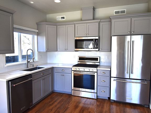5th image of 556-558 Harrison St